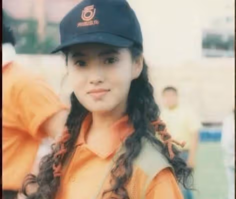 我不是公主!伊能靜自揭曾被母親「鎖鐵鏈」被姐夫打喂狗食 坦言曾活得「像只野狗」 !