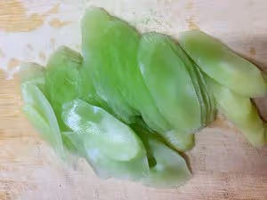 涼拌爽口萵筍絲