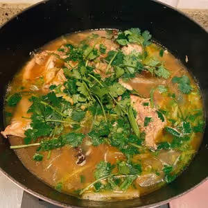 鮮！— 粉皮花鰱魚頭湯