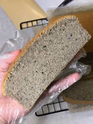 黑芝麻古早蛋糕
