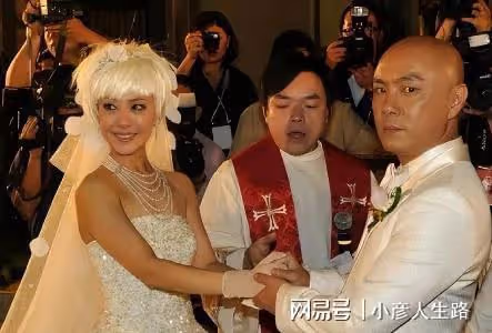 8位內地女星嫁港星，5年生4胎，丈夫大23歲，定居內地住豪宅