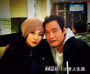 8位內地女星嫁港星，5年生4胎，丈夫大23歲，定居內地住豪宅