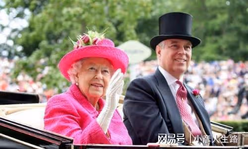 女王最懂事的兒媳：和丈夫恩愛23年，兒女雙全，比黛安娜運氣好