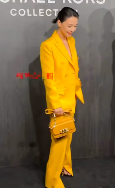 高圓圓出席活動變化好大，臉部僵硬額頭大，網友直呼認不出！
