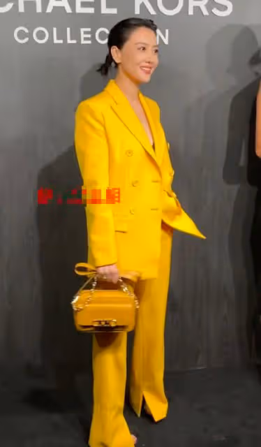高圓圓出席活動變化好大，臉部僵硬額頭大，網友直呼認不出！