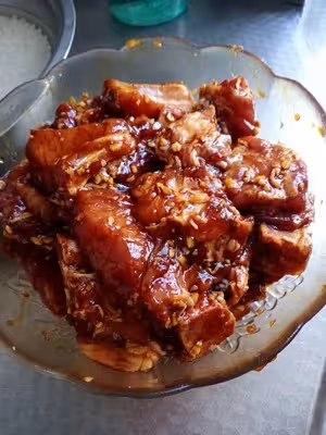 家庭版糯米蒸排骨