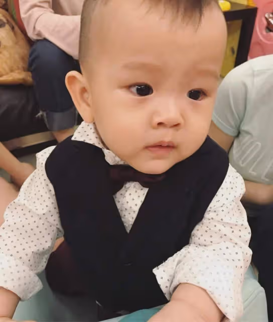 不只3個女兒！賈靜雯、修杰楷首度曝「其實還有個兒子」　甜蜜喊話：「你是最有福氣的寶貝」