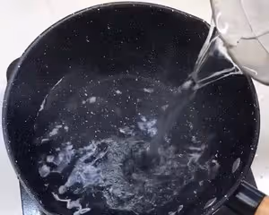 在家即可做的港式奶茶跟抹茶奶茶