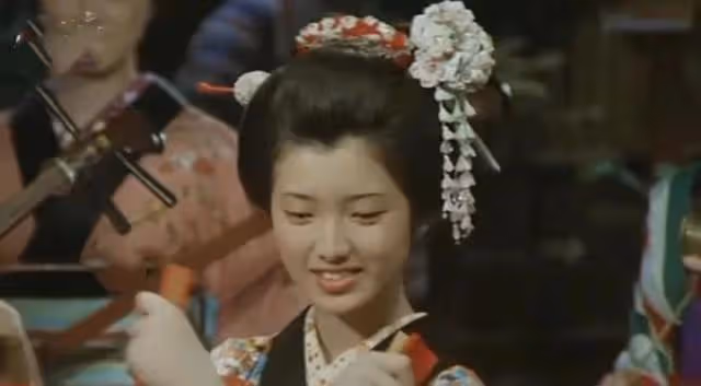 花之三人娘——花落誰家