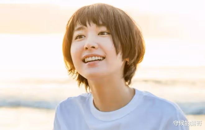 新垣結衣還是很努力的,她演的每一個角色都演得很好,很真實