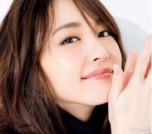 新垣結衣還是很努力的,她演的每一個角色都演得很好,很真實