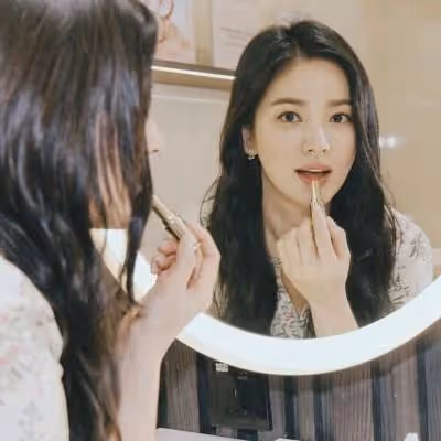 宋仲基為什麼剷平千萬婚房?宋慧喬要用礦泉水洗澡,累壞工作人員
