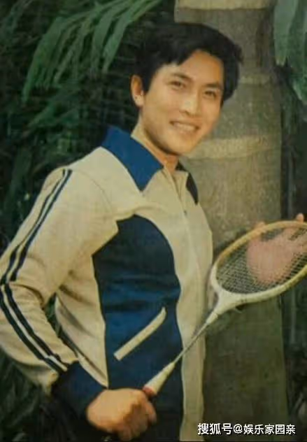 他曾是「李雲龍」第一人選，因嫌片酬低而拒演，最終成就了李幼斌