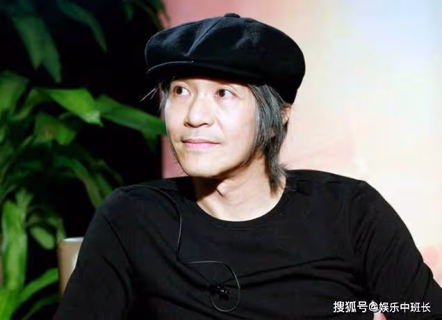 周星馳一生只寫了一首歌,卻擁有上億播放量,說道歌名誰都能哼唱