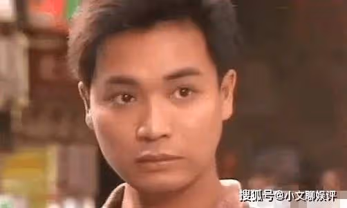 靠「裝傻」獲視帝,被稱為張國榮接班人,妻子是西遊記中的紅孩兒