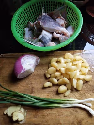蒜香焗鮰魚，上桌秒搶完