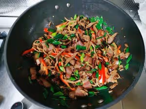 煙筍炒臘肉