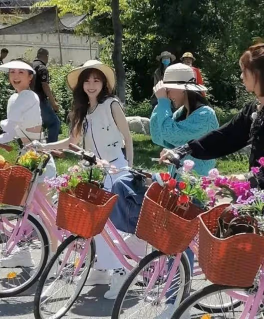 王心凌Jessica開新節目...薛凱琪離奇消失　網嘆：連淘汰的「姐姐」都不如