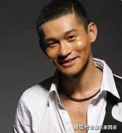 演了23年反派，最窮只剩4毛錢還拒拍爛片，如今靠男六號名氣大火