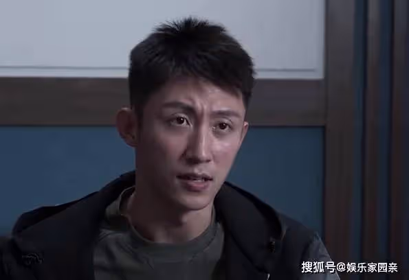 《罰罪》肖振邦想拿U盤扳倒趙家和鄭廣天,結果被李伯東擊斃