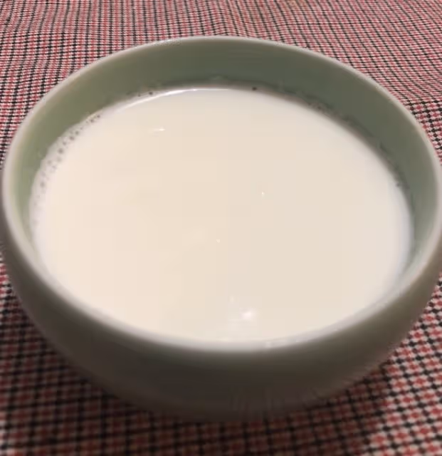 幼滑蛋白杏仁茶