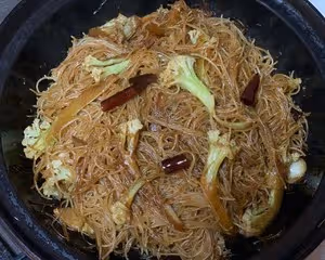 花菜粉絲干鍋煲