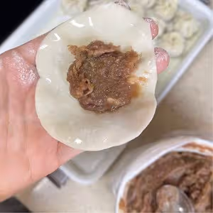 牛肉拇指生煎包