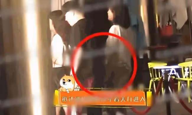 胡彥斌節目被打碼!其私下愛玩 常帶美女逛夜店