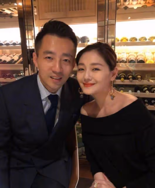 台灣省發生地震後,汪小菲母親張蘭和孫女視頻,稱新房子能抗十級