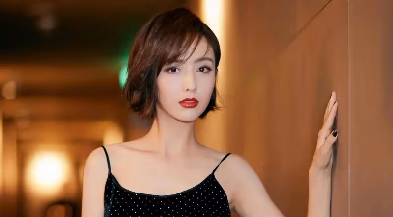 佟麗婭和陳思誠離婚兩年了,她還是他的女人嗎?
