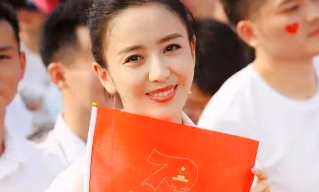 佟麗婭和陳思誠離婚兩年了,她還是他的女人嗎?