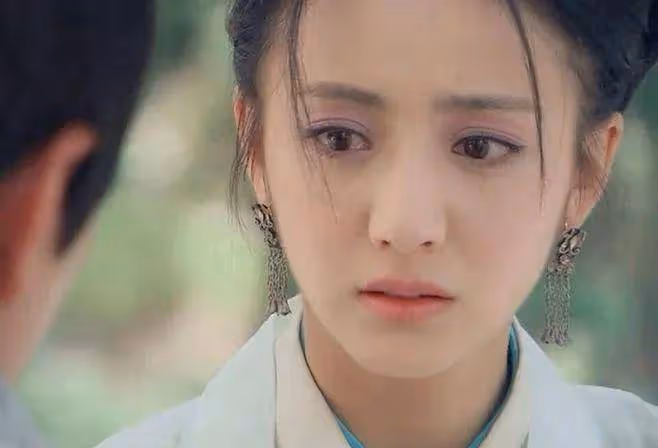佟麗婭和陳思誠離婚兩年了,她還是他的女人嗎?