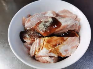 金牌蒜香骨（防爆油2次上漿法）