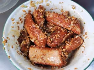 金牌蒜香骨（防爆油2次上漿法）