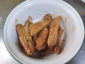 金牌蒜香骨（防爆油2次上漿法）