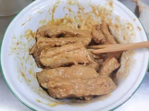 金牌蒜香骨（防爆油2次上漿法）