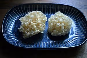秋食白食 來一碗銀耳蓮子羹吧