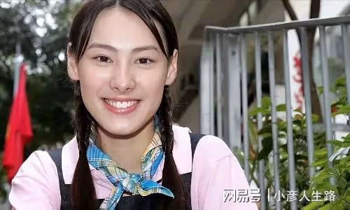 為李澤楷生三子，卻嫁不進豪門：梁洛施的人生，比想像中更坎坷