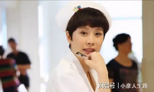 新手小白慘遭知名男演員猥褻!剛出道被捏屁股,朱銳:感謝海清