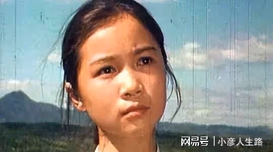 萬萬沒想到,這8位明星也是童星,蔣欣曾是胖妞、許晴其貌不揚