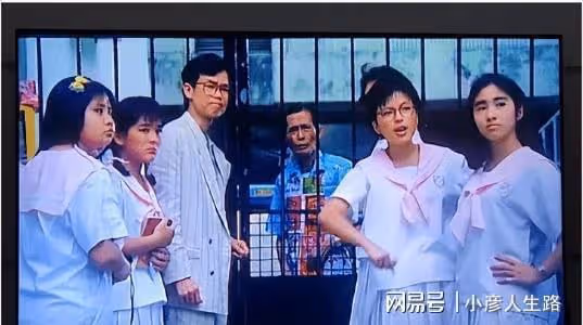 萬萬沒想到,這8位明星也是童星,蔣欣曾是胖妞、許晴其貌不揚