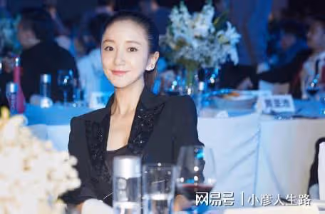 殷桃的唇上痣,孫儷的痦子,千璽的坑,明星的特點你認得出嗎?