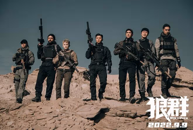 戲都沒演明白,卻裝模作樣當導演,這些明星難道不臉紅嗎?