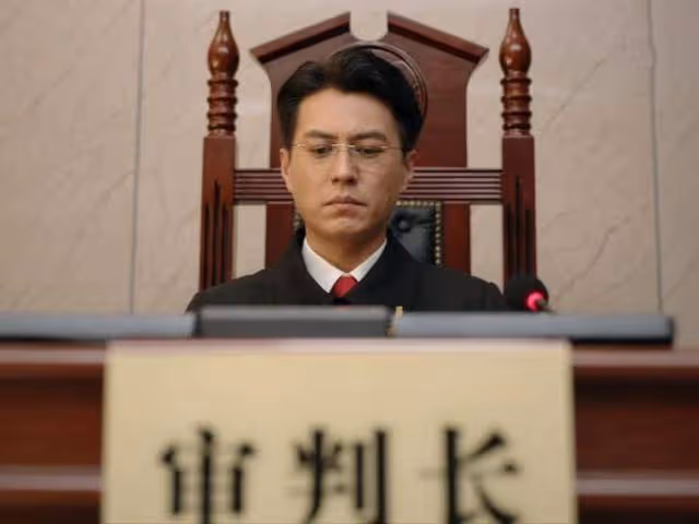 靳東新劇《底線》首播6集,憑藉3大看點,欲掀收視狂瀾