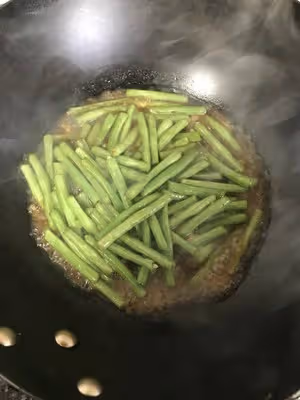 爆炒豆角