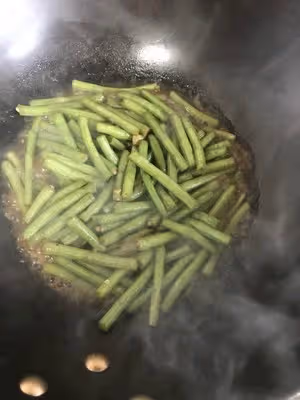 爆炒豆角