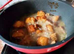 五花肉燜蓮藕「肥而不膩超級下飯好味道」