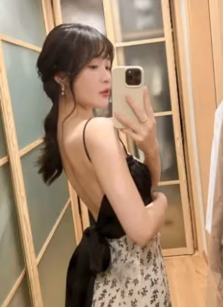這位女生驚喜不斷　徐嬌大秀美背