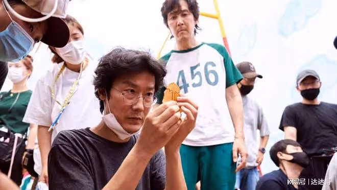遊戲決定好了!李政宰揭《魷魚遊戲2》進度:導演動工了