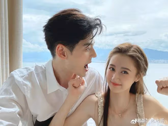 郭品超疑情變!小19歲女友突嗆「真是噁心」秒刪文